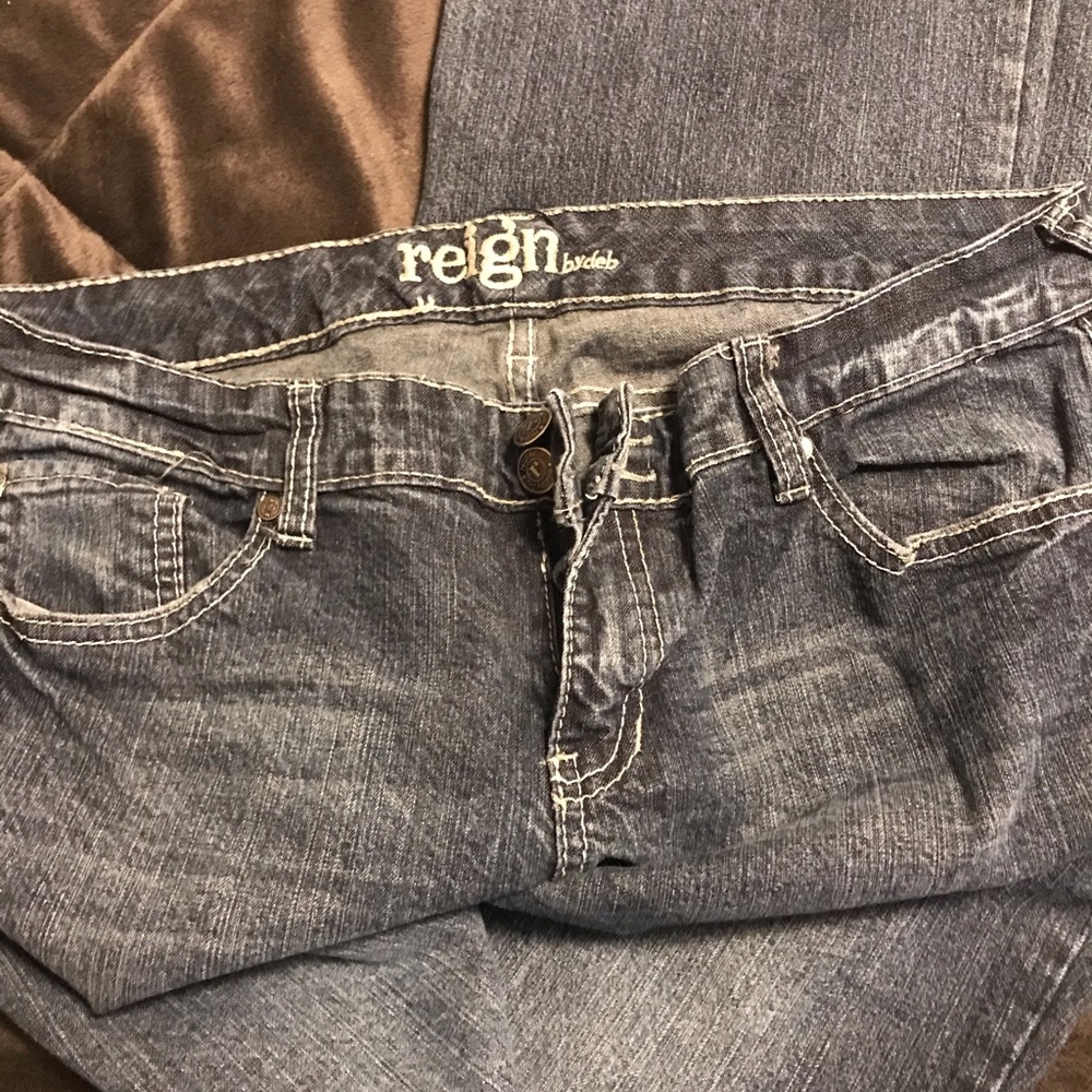 Juniors jeans